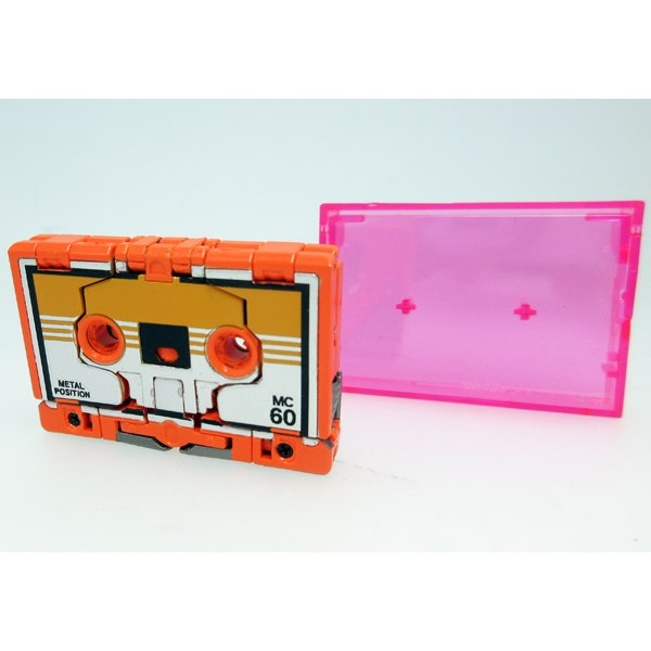 Masterpiece Cassettebot Vs Cassettron MP 15   16 E Full Reveal Images 07 (7 of 9)